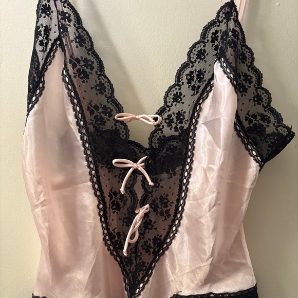 Victoria's Secret Gold Label Bodysuit - Picture 3 of 7